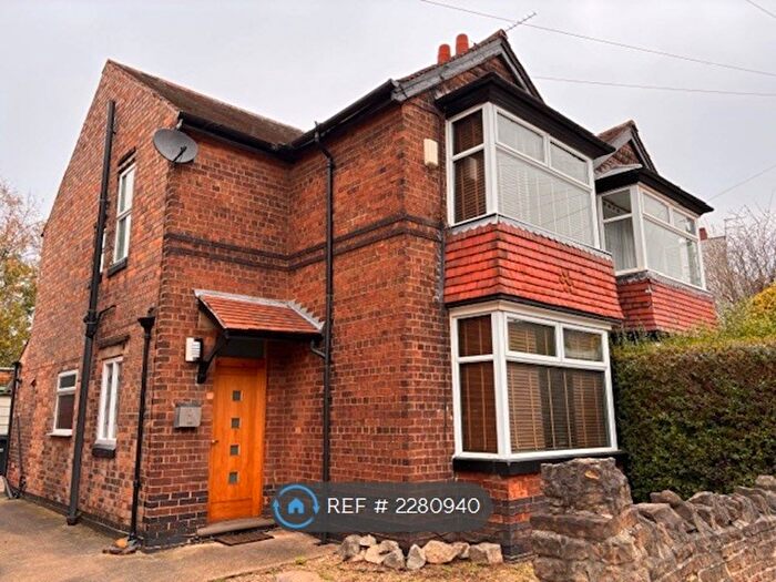 3 Bedroom Semi-Detached House To Rent In Daisy Road, Nottingham, NG3