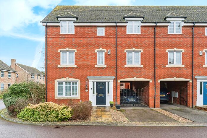 5 Bedroom Town House For Sale In Avocet Grove, Soham, Ely, CB7