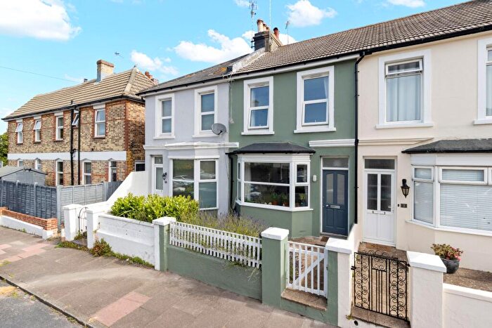 2 Bedroom Terraced House To Rent In Addingham Road, Eastbourne, BN22