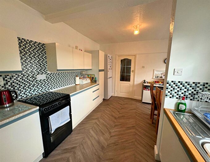 2 Bedroom Semi-Detached House For Sale In Rhyl Coast Road, Rhyl, LL18