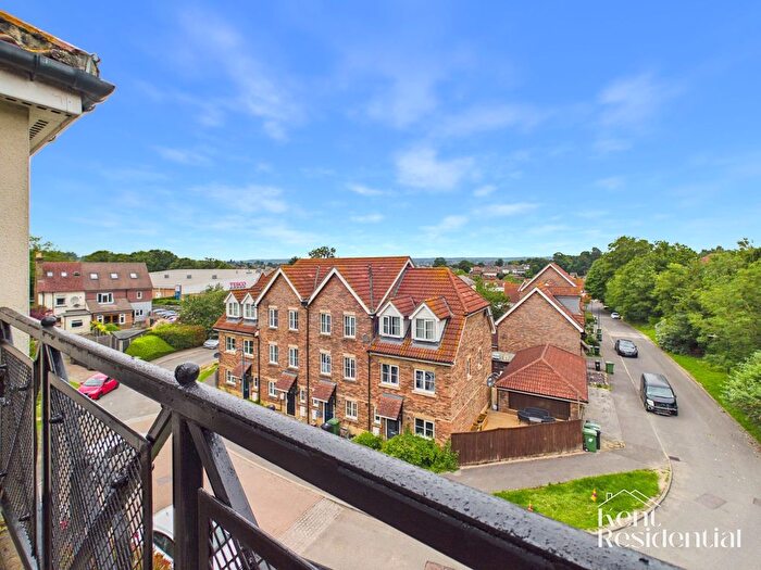 2 Bedroom Flat For Sale In Rockwell Court, Tovil, ME15