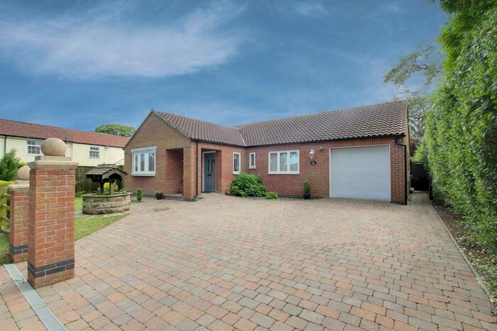 2 Bedroom Detached Bungalow For Sale In Coots Lane, Mumby, Alford, LN13