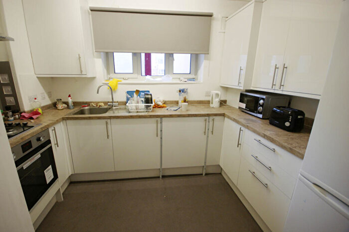 4 Bedroom Apartment For Sale In Stanhope Street, London, NW1
