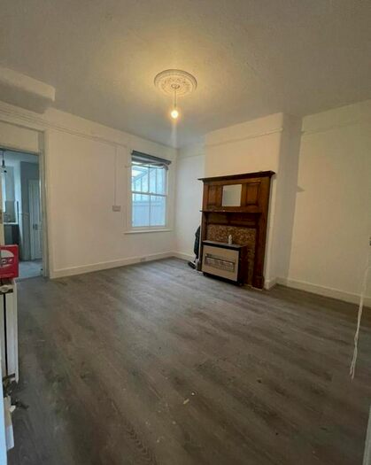 5 Bedroom Terraced House To Rent In Millais Road, Enfield, London EN1