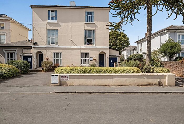 Studio For Sale In Upper Grosvenor Road, Tunbridge Wells, Kent, TN1