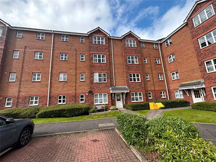 2 Bedroom Flat For Sale In Canavan Court, Falkirk, Stirlingshire, FK2