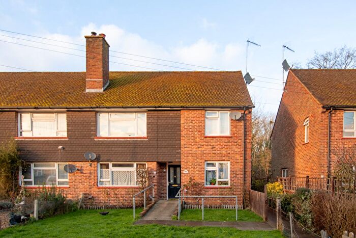 2 Bedroom Maisonette To Rent In Spiceall, Compton, Guildford, GU3