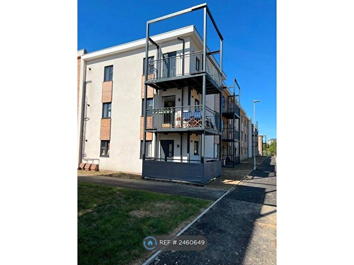 2 Bedroom Flat To Rent In Barcro Square, Colchester, CO1