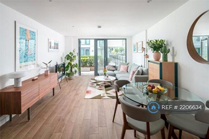 1 Bedroom Flat To Rent In Lapwing Heights, London, N17