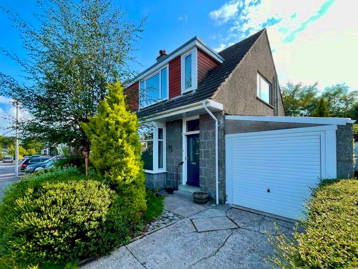 3 Bedroom Property For Sale In Burnieboozle Crescent, Hazlehead, Aberdeen, AB15
