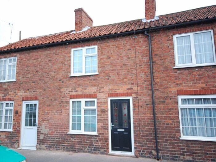 2 Bedroom Terraced House To Rent In Newmarket, Louth, LN11