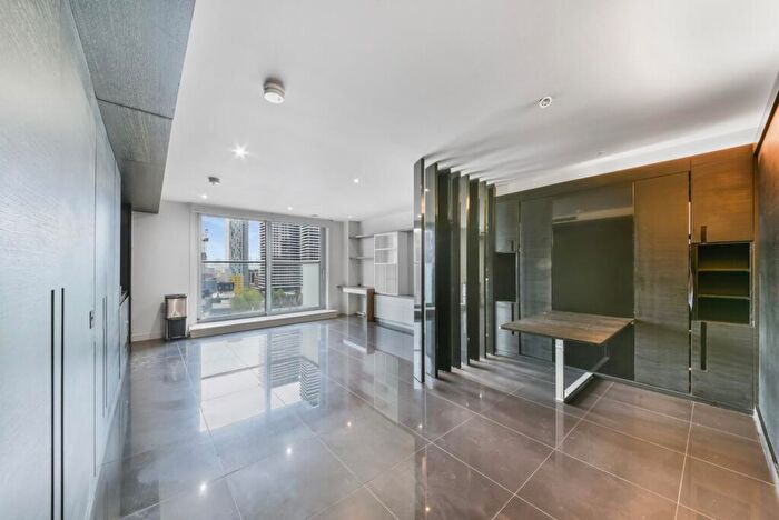 Flat To Rent In West Tower, Pan Peninsula, Canary Wharf, London, E14