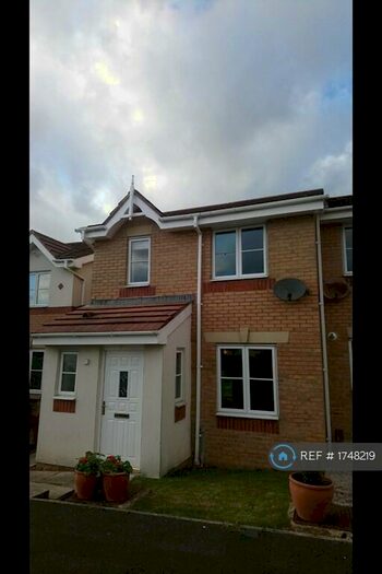 3 Bedroom Semi-Detached House To Rent In Chestnut Drive, Darlington, DL1