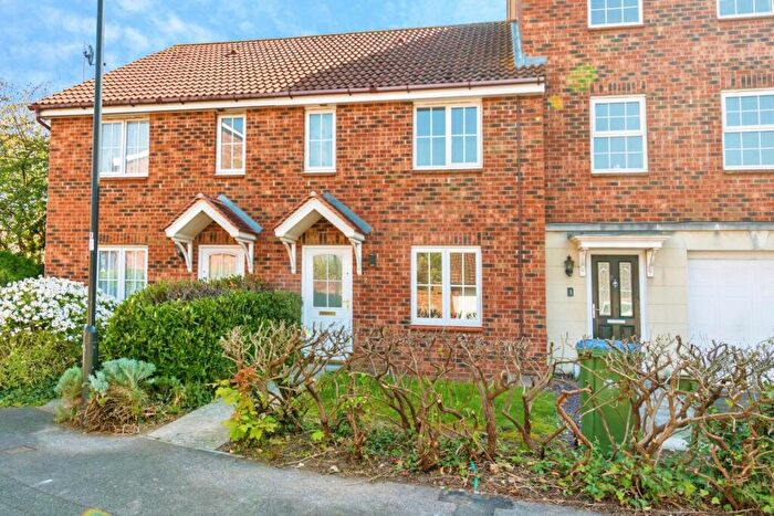 3 Bedroom Terraced House For Sale In Avro Close, Regents Park, Southampton, Hampshire, SO15
