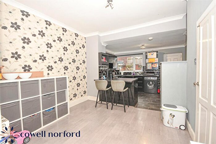 3 Bedroom Terraced House For Sale In Isabella Street, Syke, Rochdale, OL12