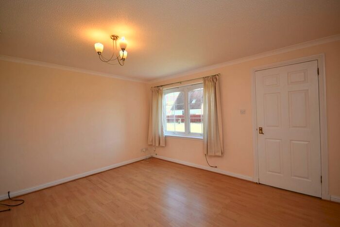 2 Bedroom Flat To Rent In Castle Heather Drive, Inverness, IV2