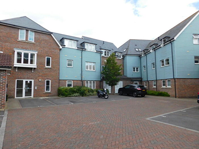 2 Bedroom Apartment To Rent In Broadacre Place, Fareham, PO14