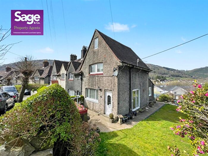 3 Bedroom End Of Terrace House For Sale In Garden Suburbs, Cross Keys, Newport, NP11