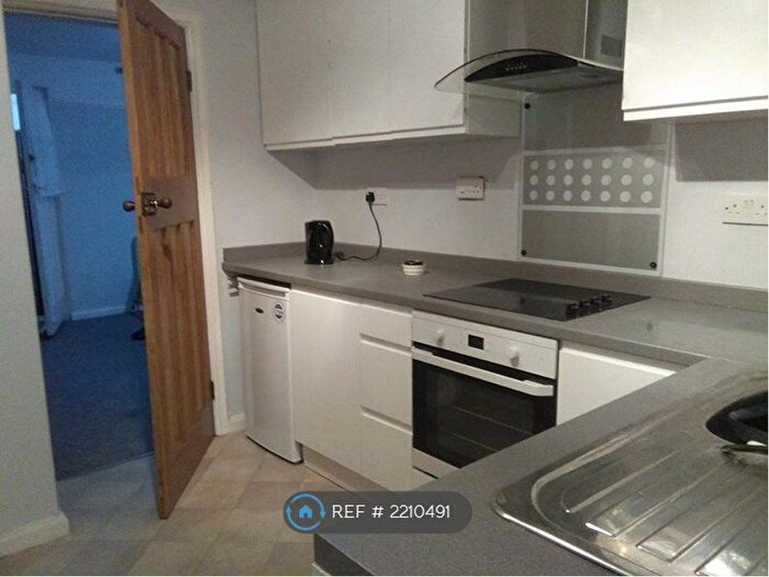 1 Bedroom Flat To Rent In Burdyke Avenue, York, YO30