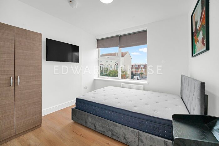 Property To Rent In , IG1