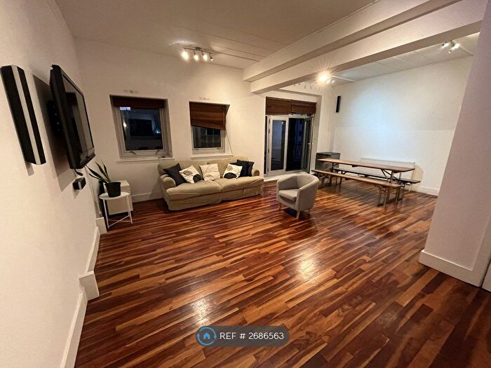 2 Bedroom Flat To Rent In Sunlight Square, London, E2