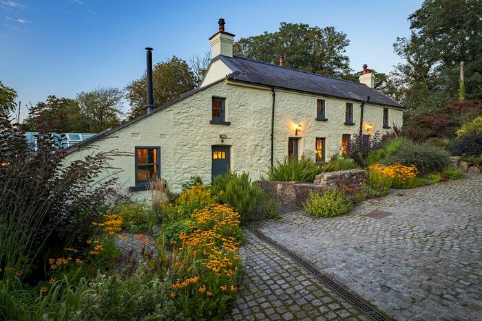 6 Bedroom Detached House For Sale In Wolfscastle, Haverfordwest, SA62