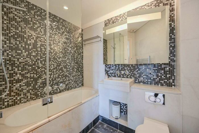 2 Bedroom Flat For Sale In Ability Place, Canary Wharf, London, E14