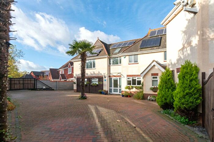 3 Bedroom Semi-Detached House To Rent In Broadoaks Crescent, Braintree, Essex, CM7