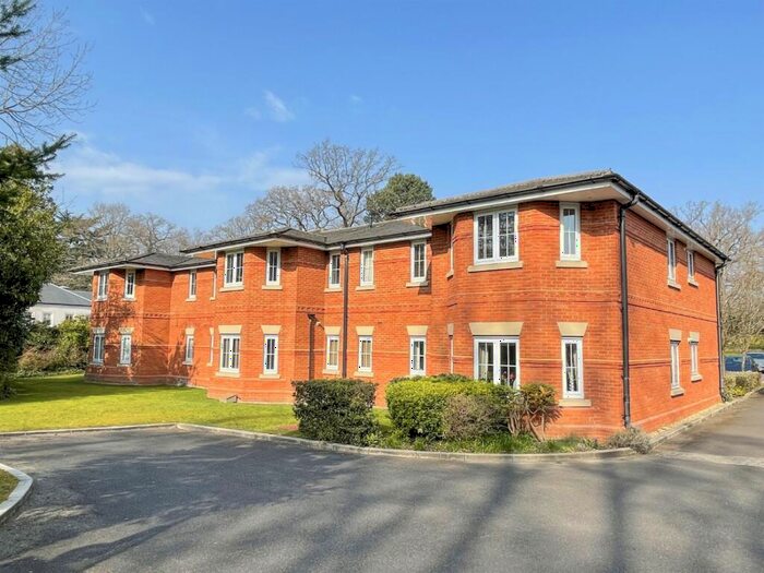 2 Bedroom Flat To Rent In The Garden House, London Road, Sunningdale, Ascot, Berkshire, SL5