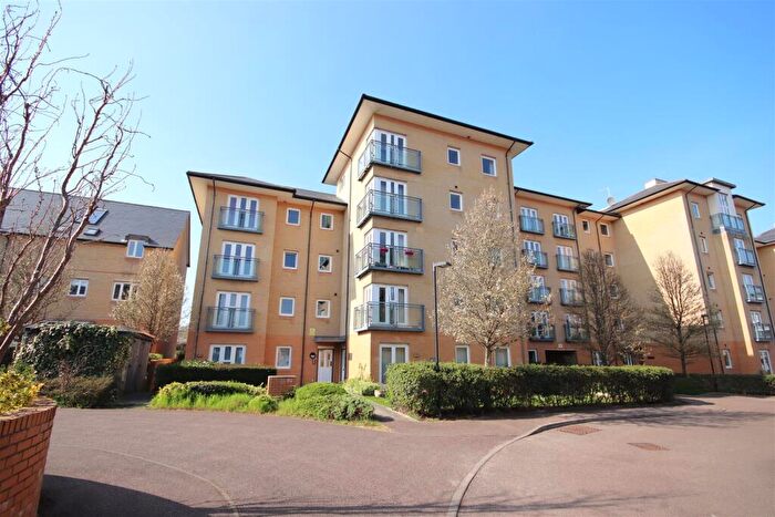 2 Bedroom Apartment To Rent In Hampden Gardens, Cambridge, CB1