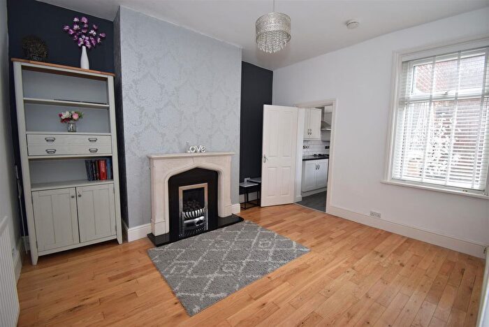 2 Bedroom Flat For Sale In Collingwood Street, South Shields, NE33