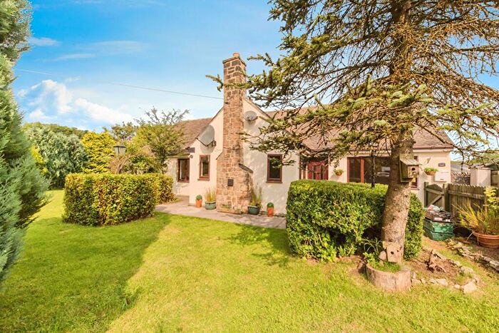 4 Bedroom Detached House For Sale In Newhaven, Buxton, Derbyshire, SK17