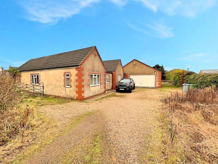 3 Bedroom Detached Bungalow For Sale In Honington Road, Barkston, NG32