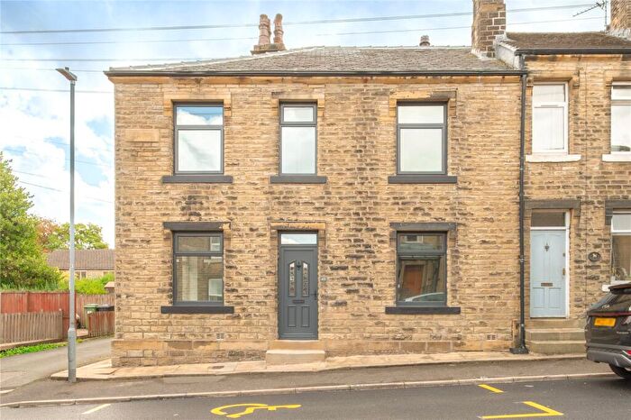 2 Bedroom End Of Terrace House For Sale In Wessenden Head Road, Meltham, Holmfirth, HD9