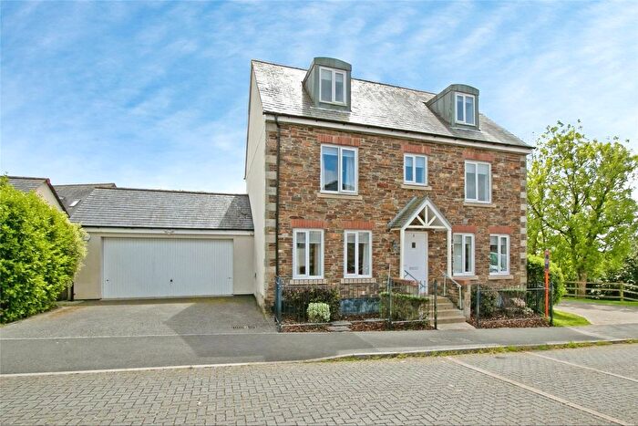 6 Bedroom Detached House For Sale In Landerslee Drive, Truro, Cornwall, TR1