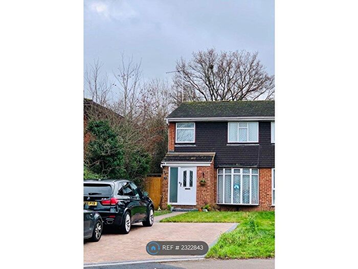 3 Bedroom Semi-Detached House To Rent In Switchback Road South, Maidenhead, SL6
