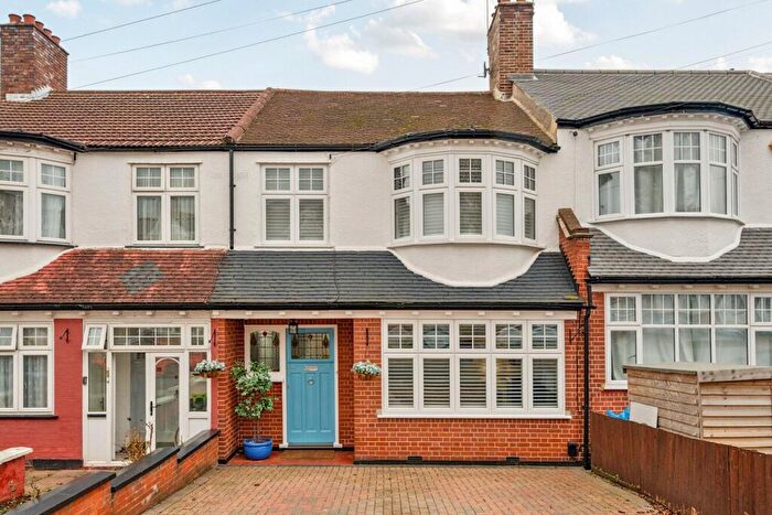 4 Bedroom Terraced House For Sale In Norhyrst Avenue, South Norwood, London, SE25