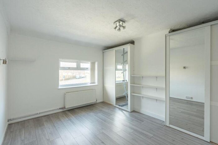5 Bedroom House To Rent In The Square, Bristol, BS4