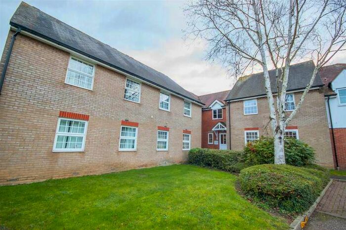 2 Bedroom Apartment To Rent In Shearers Way, Boreham, Chelmsford, CM3