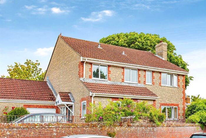 4 Bedroom Detached House For Sale In Parsonage Road, Bridport, DT6