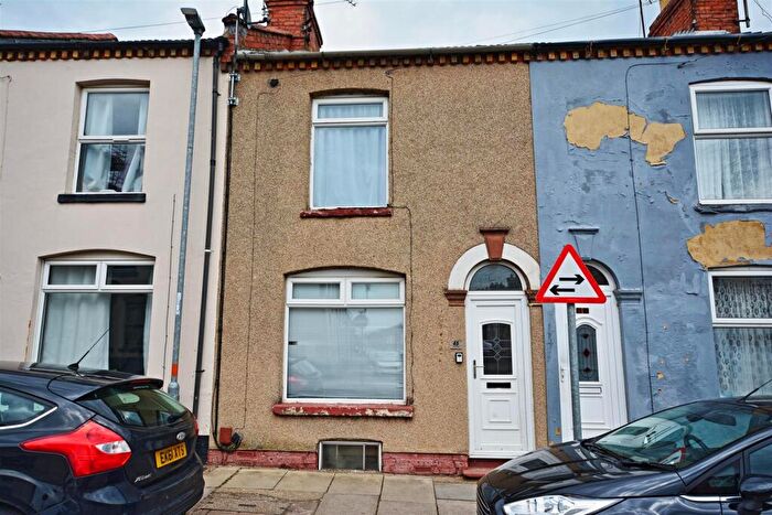 2 Bedroom Terraced House To Rent In Grove Road, The Mounts, NN1
