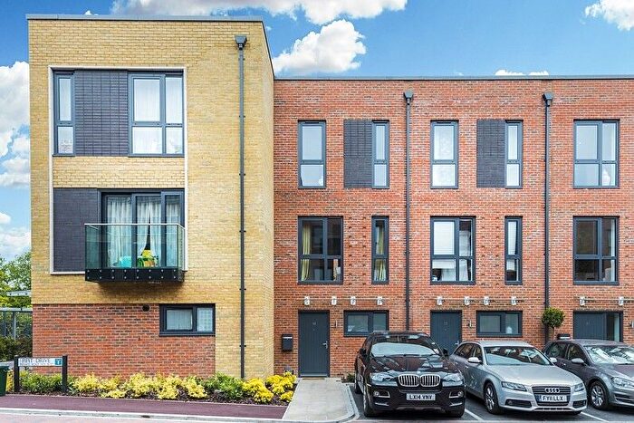 3 Bedroom Terraced House For Sale In Pipit Drive, Putney, SW15