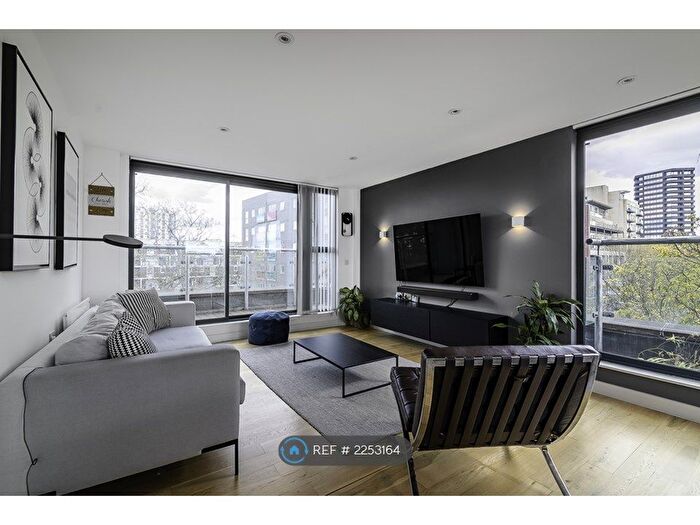 2 Bedroom Flat To Rent In Southgate Road, London, N1