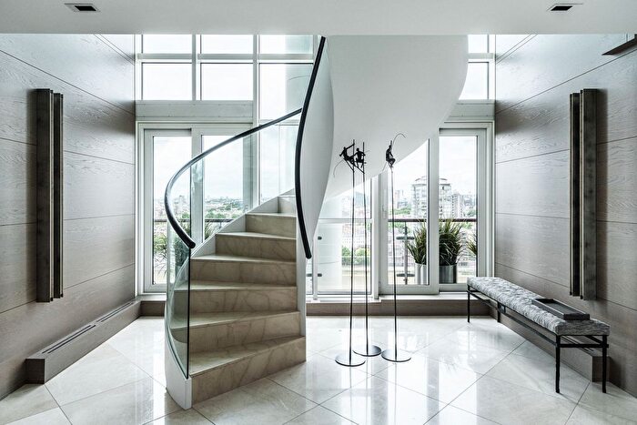 4 Bedroom Flat To Rent In St Georges Wharf, London, SW8