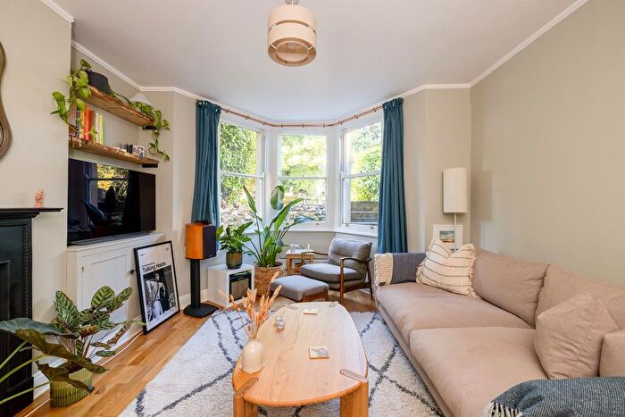 1 Bedroom Flat For Sale In Arley Hill, Cotham, BS6
