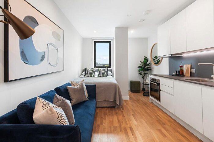 Flat To Rent In Premier House, Canning Road, HA3