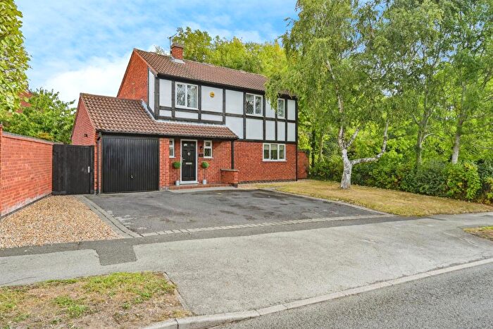 4 Bedroom Detached House For Sale In Oakwood Drive, Oakwood, Derby, DE21
