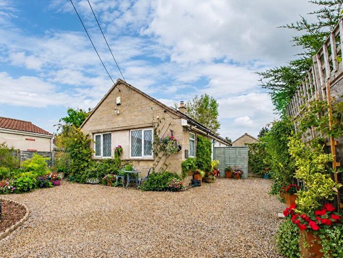 2 Bedroom Bungalow For Sale In Ham Lane, Compton Dundon, TA11