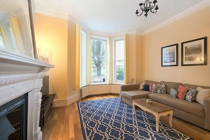 2 Bedroom Flat To Rent In Belgrave Mansions, Belgrave Gardens, NW8