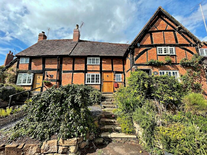 2 Bedroom Cottage For Sale In The Bank, Stoneleigh, Coventry, CV8